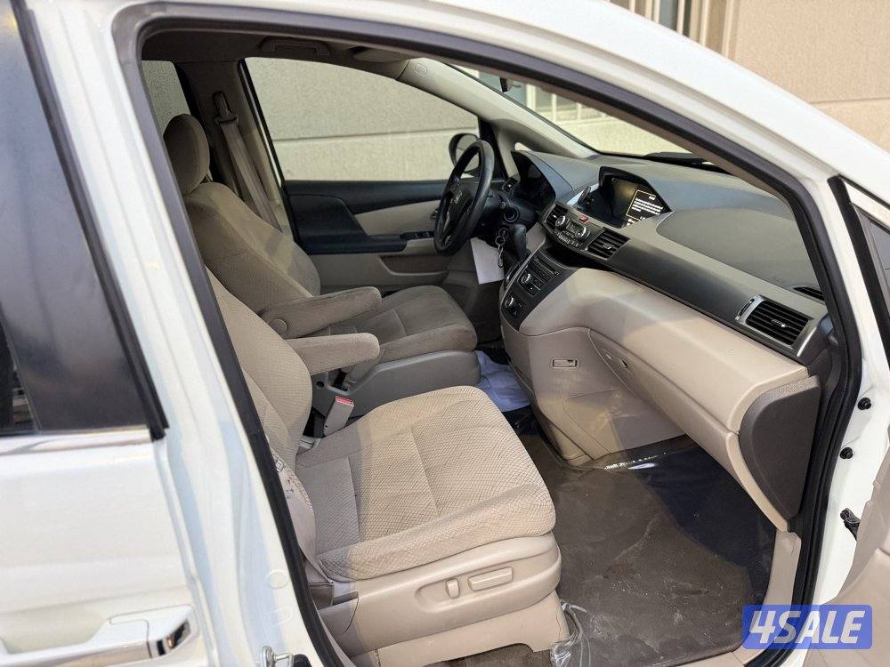 هوندا اوديسي - موديل 2014 - عداد 199 - وارد الغانم - بحاله ممتازه7