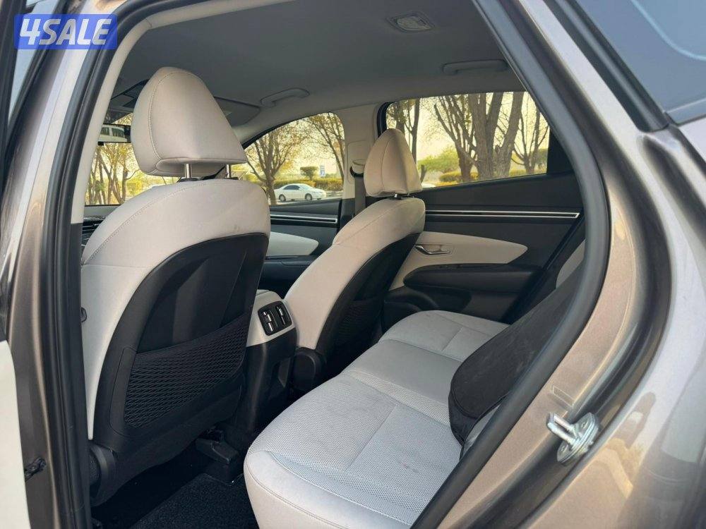 للبيع هيونداي توسان موديل 2023 عداد 21 صبغ وكالة تحت الكفالة7