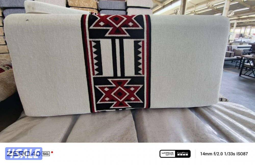 سجاد قص سميك وخفيف سادة ومشجر ومساند وظهر جاهز وتفصيل ارضيات باركية ✅5