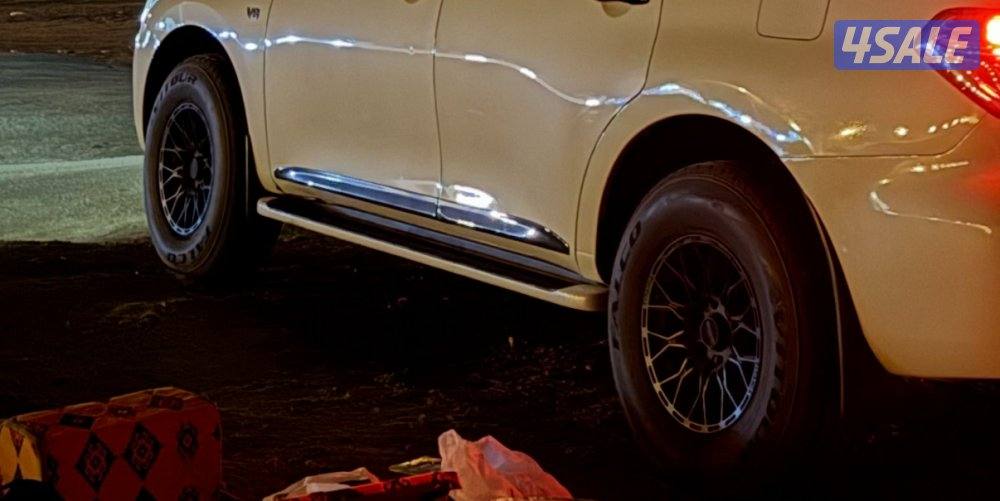 للبيع رنقات تيتانوم اسود راكبين على باترول و4 شواهين 9001