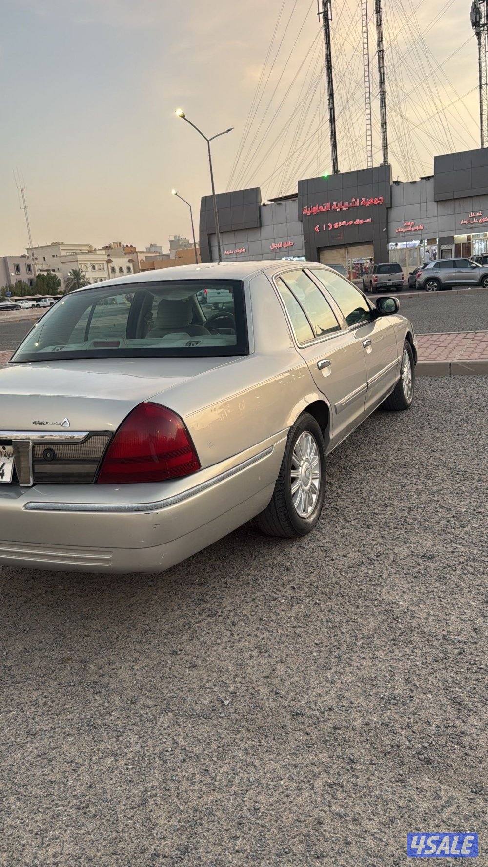 للبيع فورد ماركيز 20081