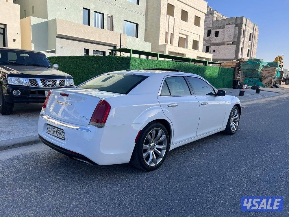 للبيع كرايزلر3