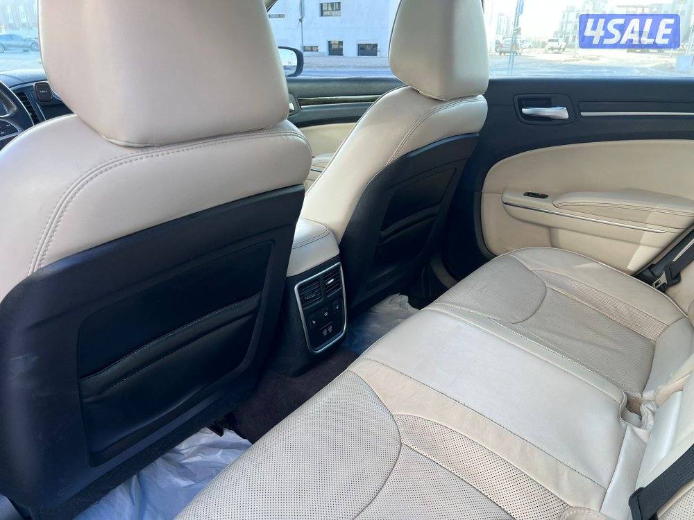 للبيع كرايزلر4