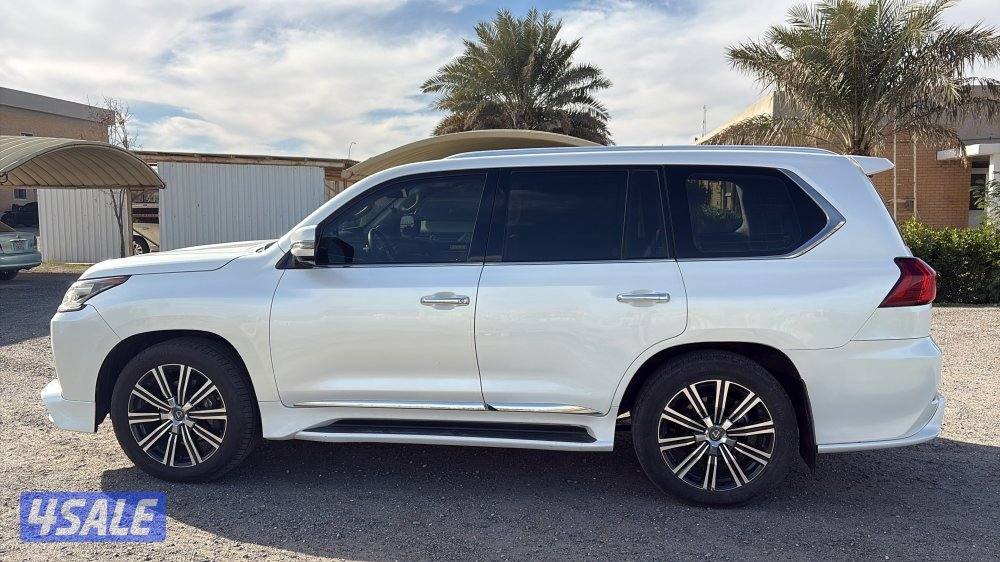 درجه اولى ( سبورت ) الساير سيرفس وكاله مرفق فحص قطعتين صبغ وباب تجميلي2