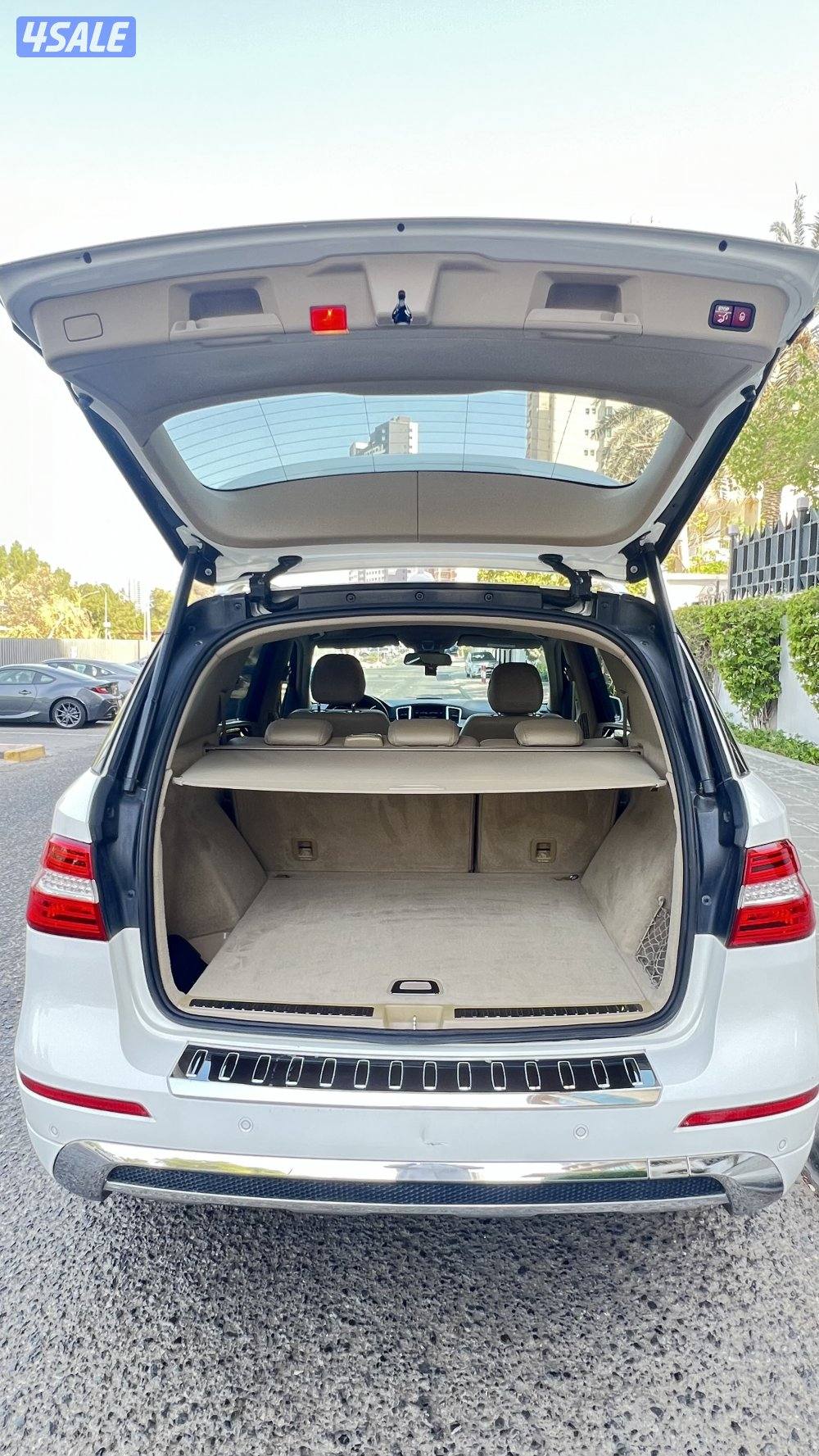 للبيع مرسيدس ML 40010