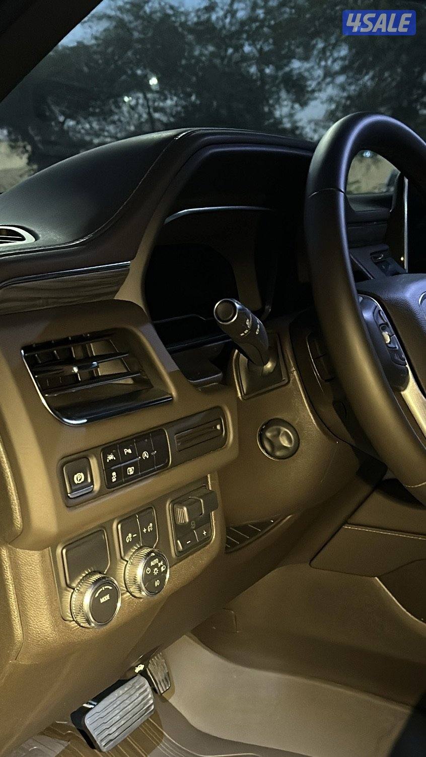 يوكنSLT اعلى فئه موديل 2024 عداد 7 الاف وارد بهبهاني6