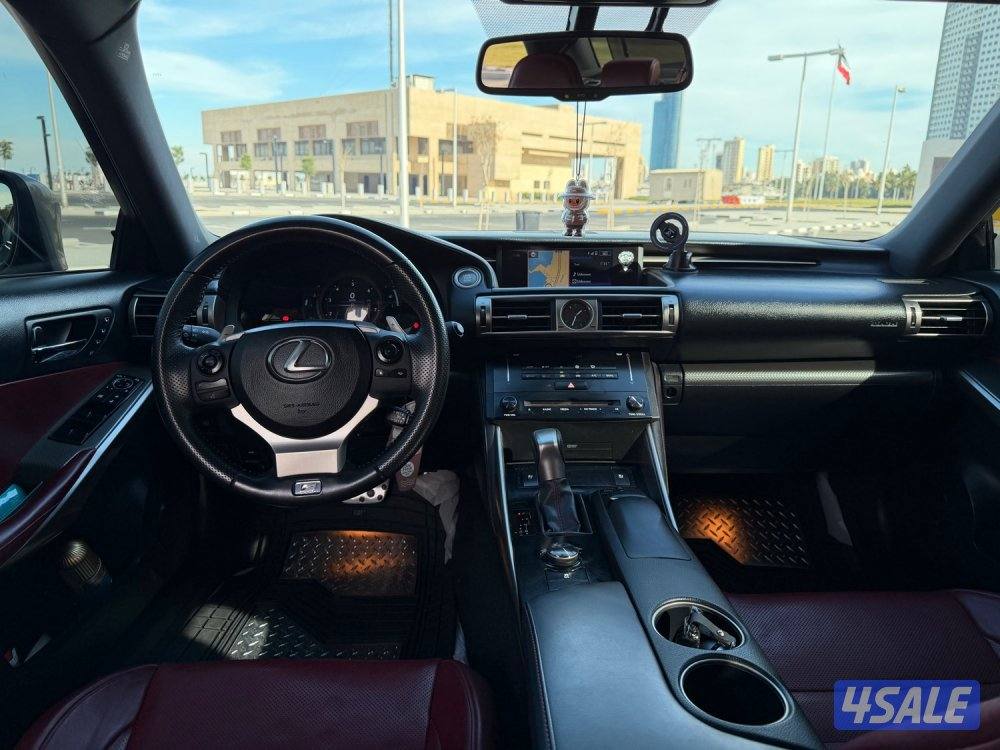 لكزس ISF SPORT8
