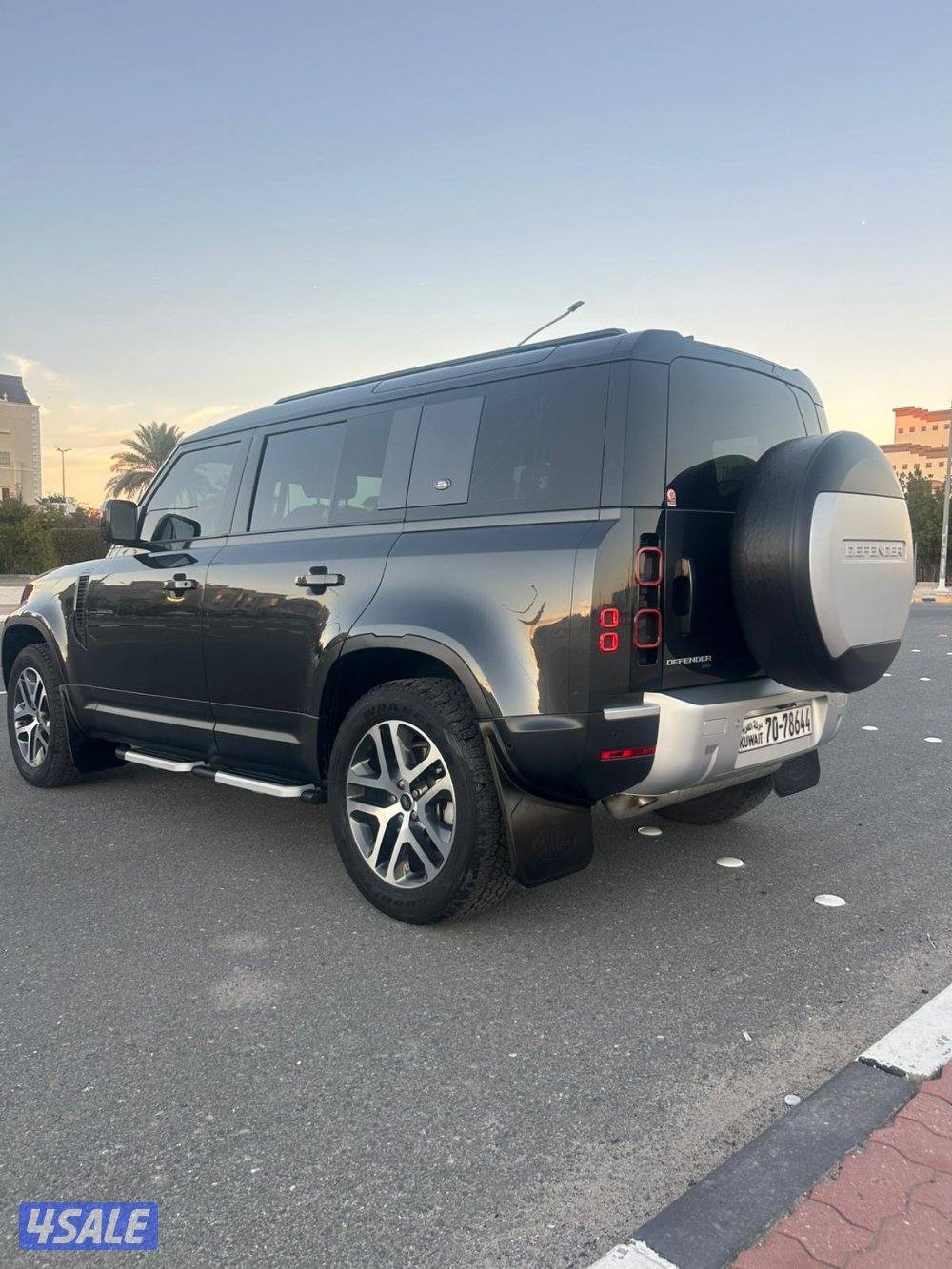 ديفندر HSE 20232