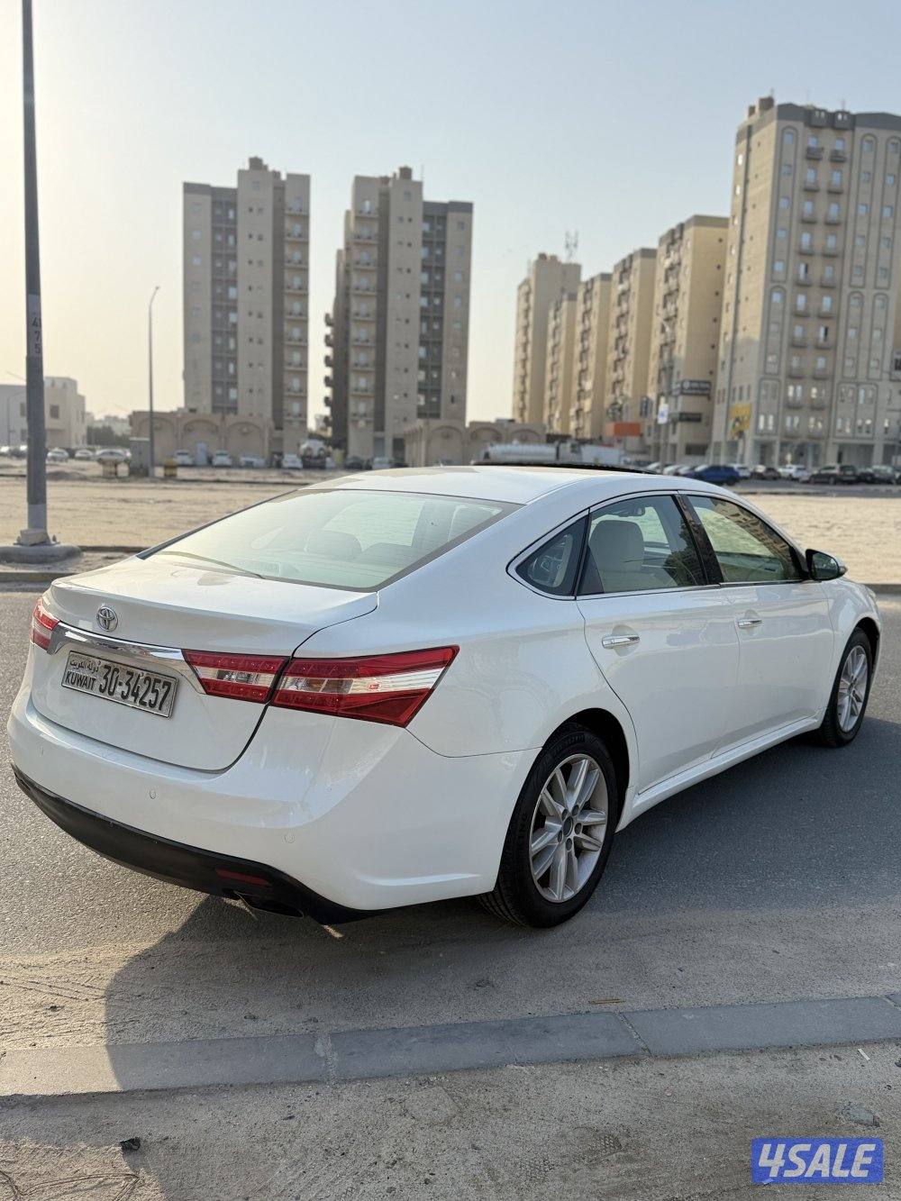 للبيع افلون مديل 20133