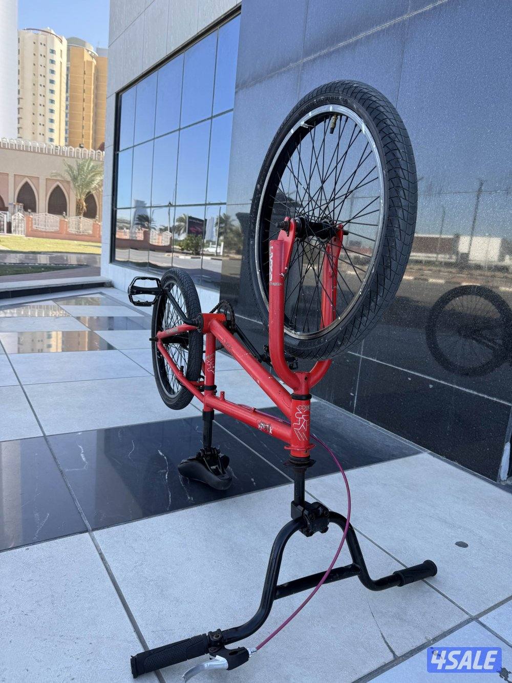 دراجة هوائية سيكل نظيف شغال ما عليه اي مشاكل يمشي اموره سليمة شغال11