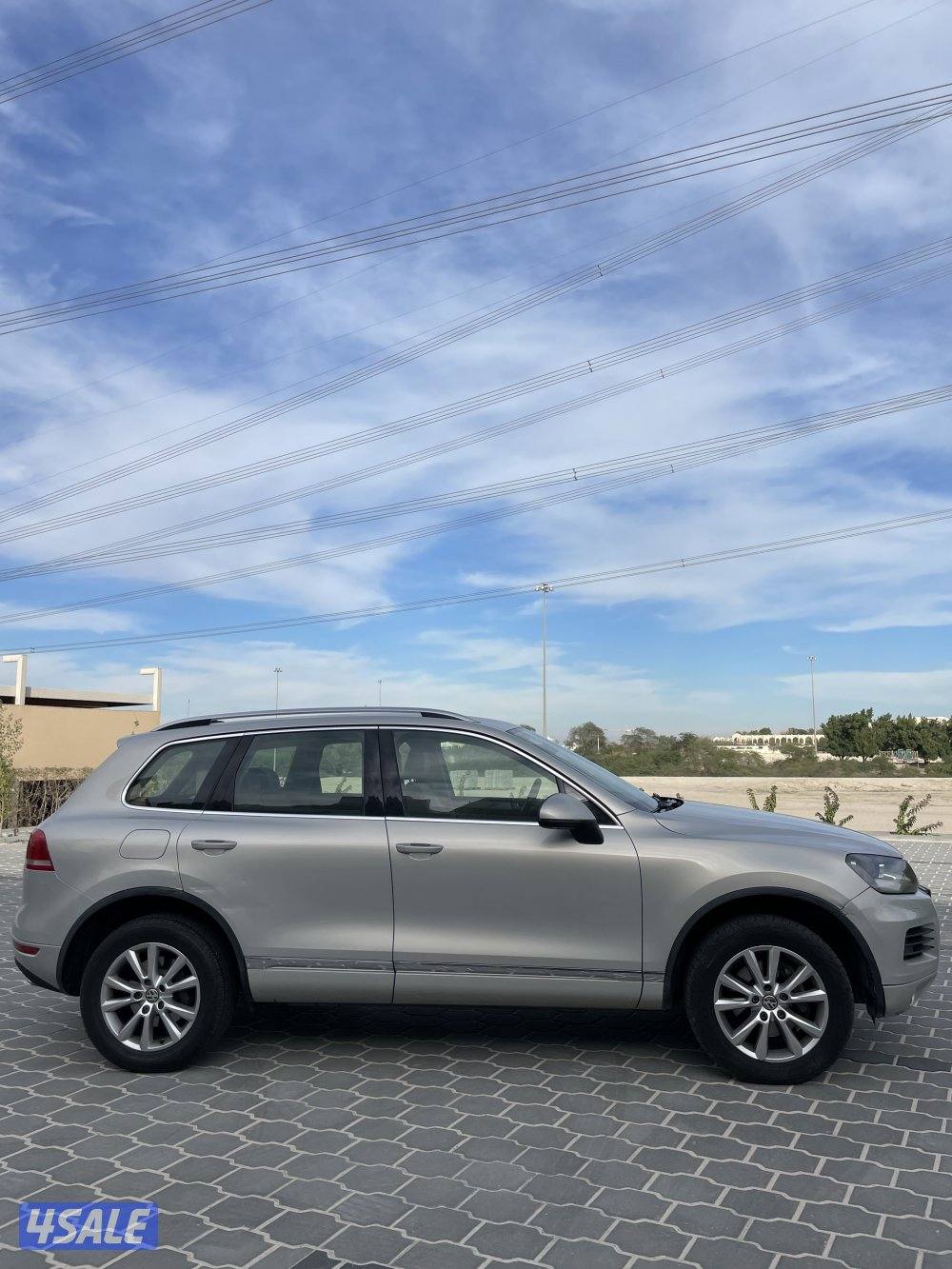 طوارق ٢٠١٤ سلفر ماشي ٢٢٦ حاله جيده صبغ قطعه واحده في الخلف وخدوش بسيطه2