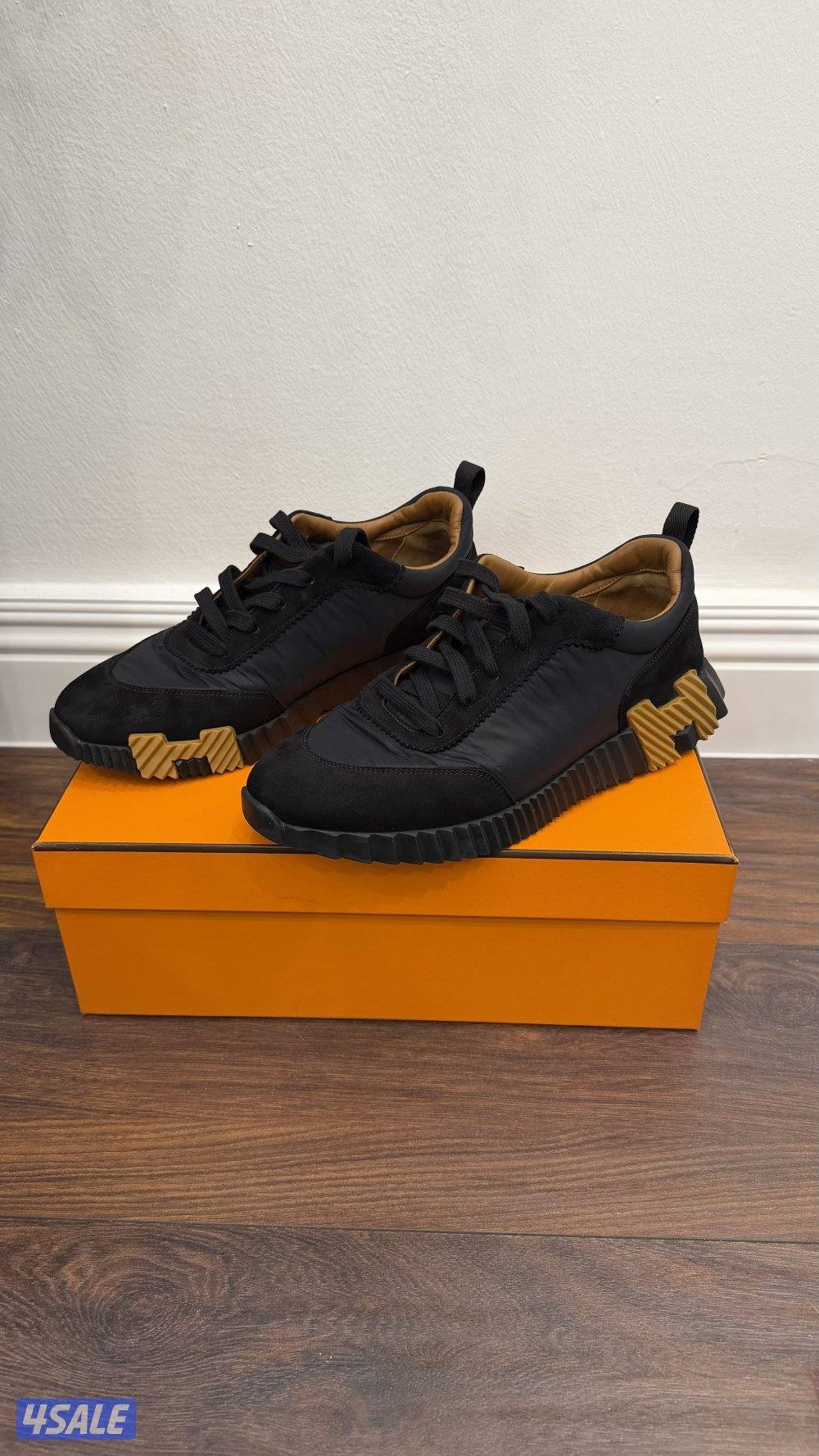 جوتي Hermès أصلي مقاس 42.51