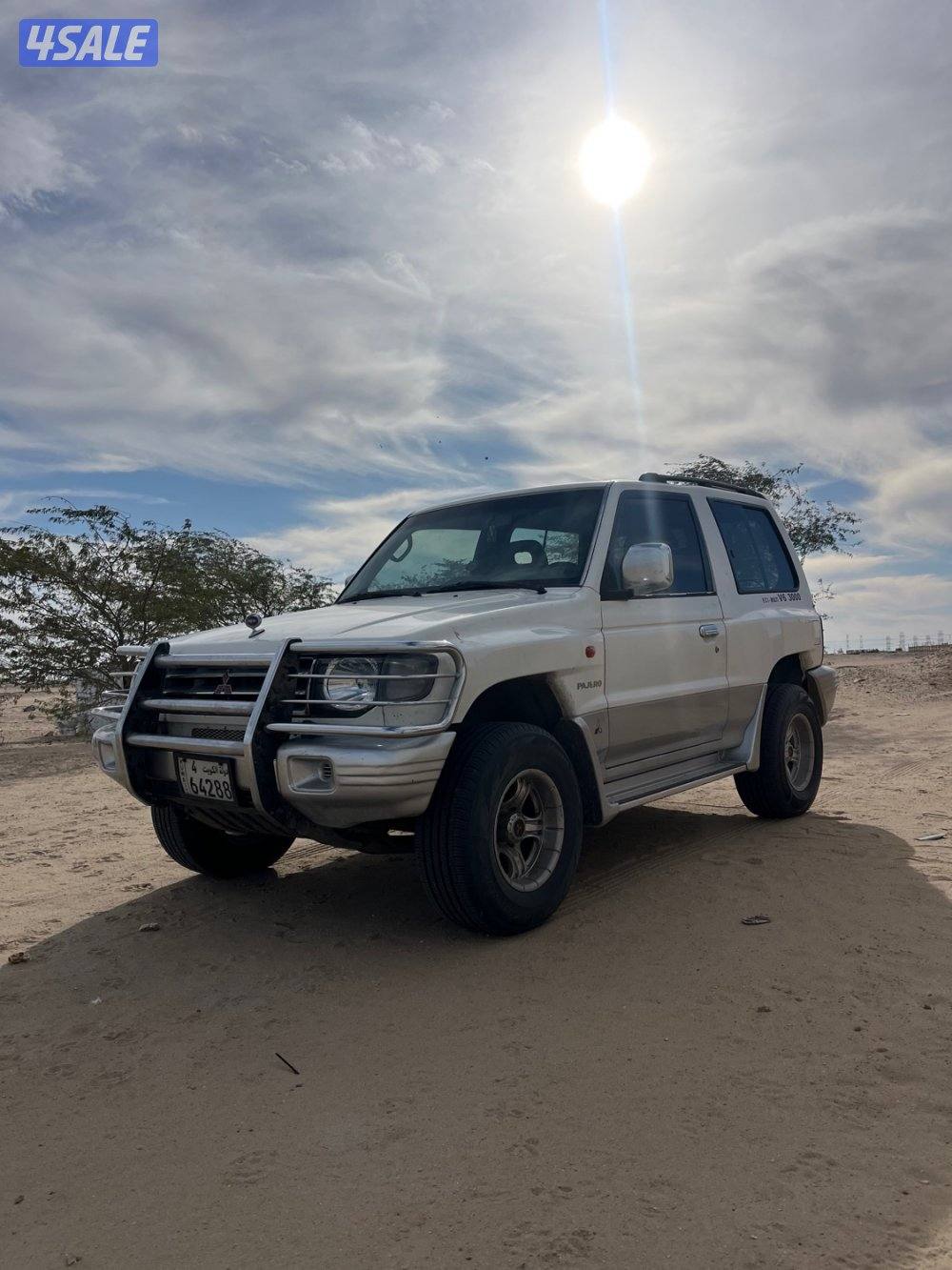 للبيع باجيرو موديل ٩٩2
