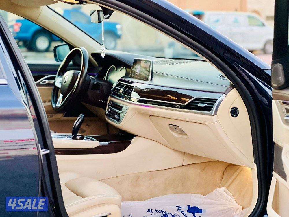 بي ام دبليو٧٤٠9