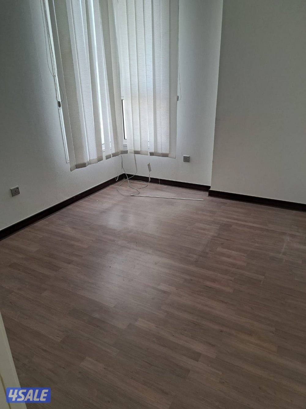 شقة  للايجار تصلح صالون نسائي أو مكتب محاماة أو هندسي او سكن شخصي5