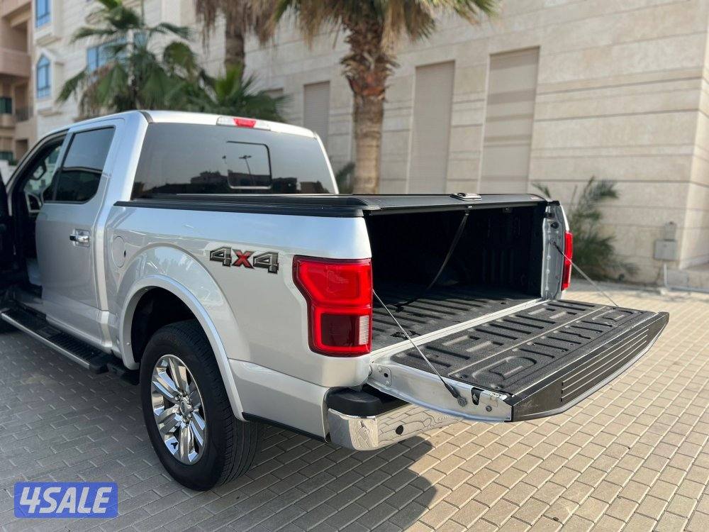 للبيع وانيت فورد لاريت2