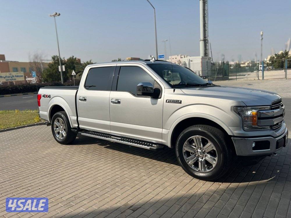 للبيع وانيت فورد لاريت5