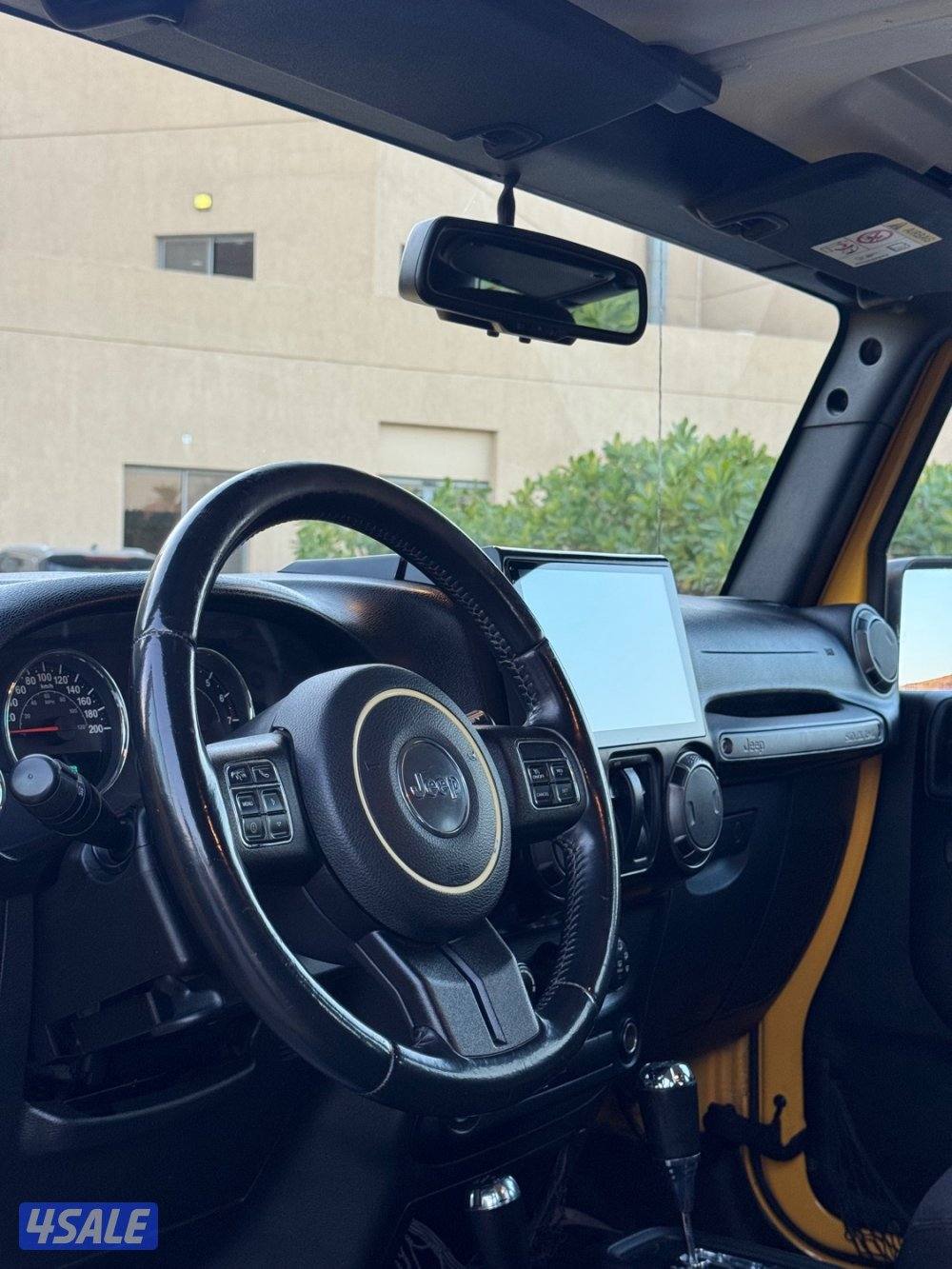 للبيع. جيب رانجلر 2015 بحالة الوكالة بيعة سريعة6