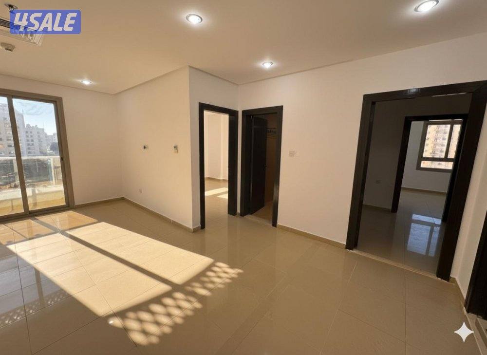 للايجار السنوي بحـــولى غرفتين وصالة مساحات واسعة(عائلات)13