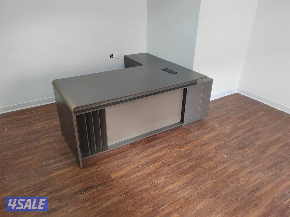 اثاث مكتبي شامل جديد مكاتب دراسية مكاتب خشب وزجاج كراسي12