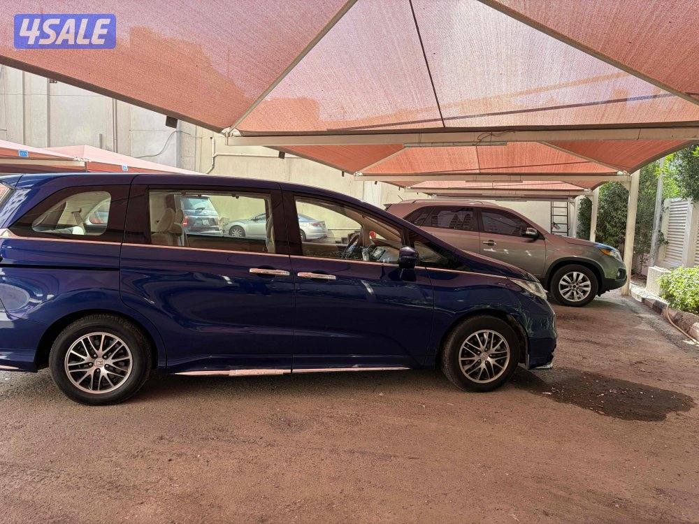 للبيع هوندا اوديسي موديل ٢٠١٨0