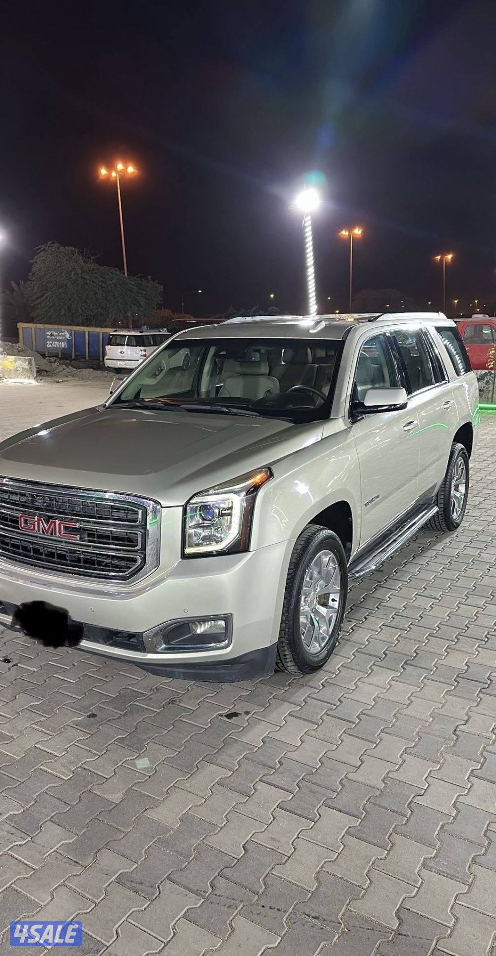 يوكن 2017 SLT كامل المواصفات بحاله فوق الممتازه0