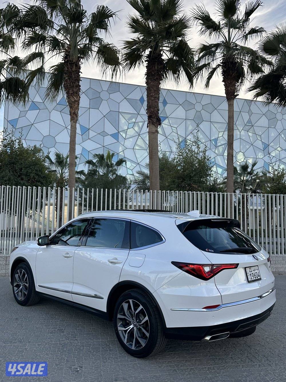 اكيورا MDX 2022 عداد 28  ألف صبغ الوكالة كامل المواصفات1