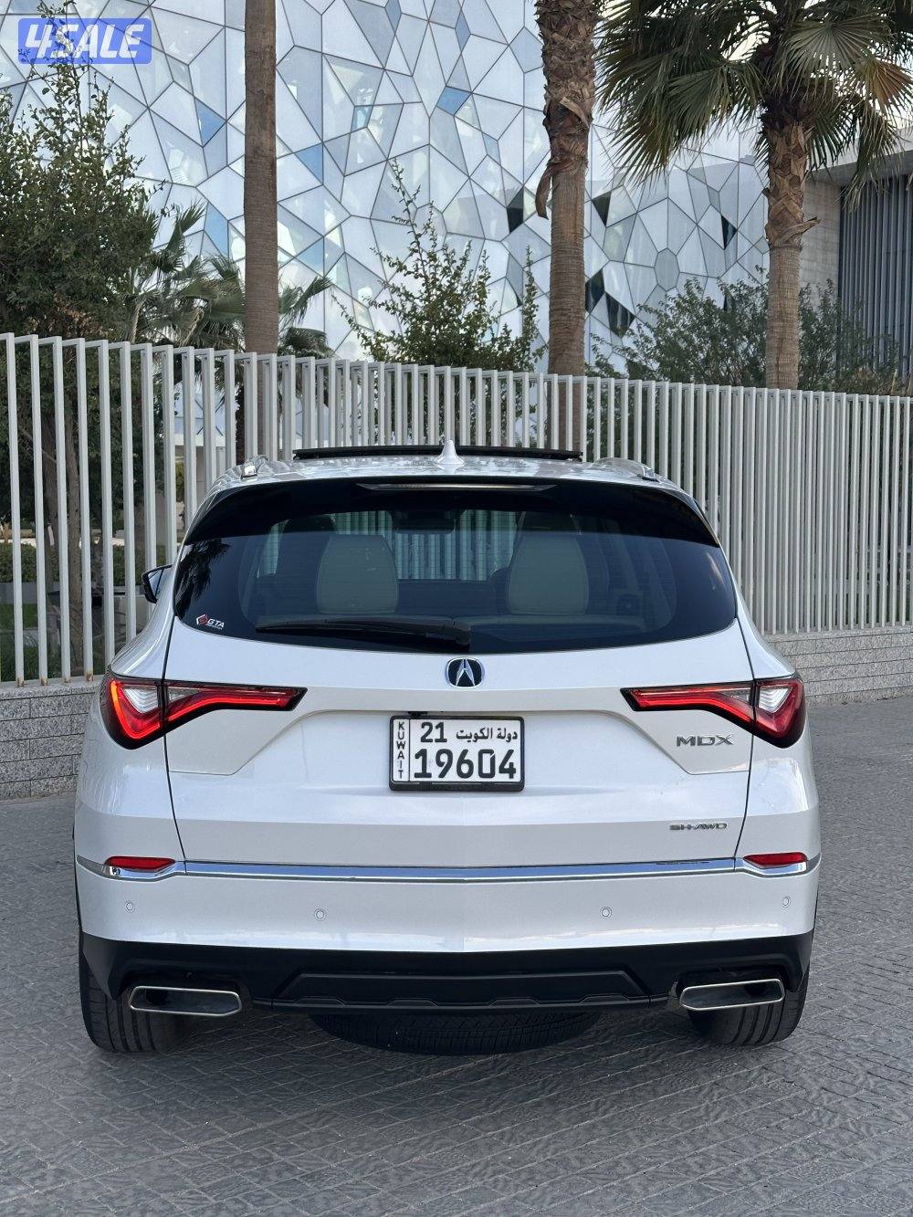 اكيورا MDX 2022 عداد 28  ألف صبغ الوكالة كامل المواصفات10