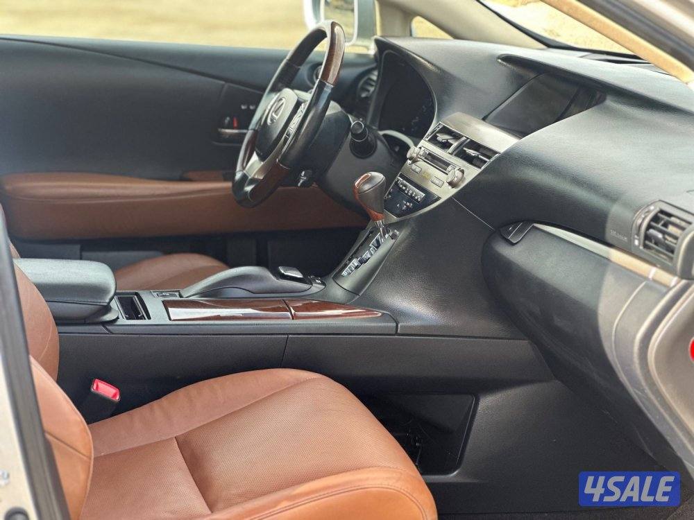 للبيع لكزس RX350 وارد الوكالة الساير4