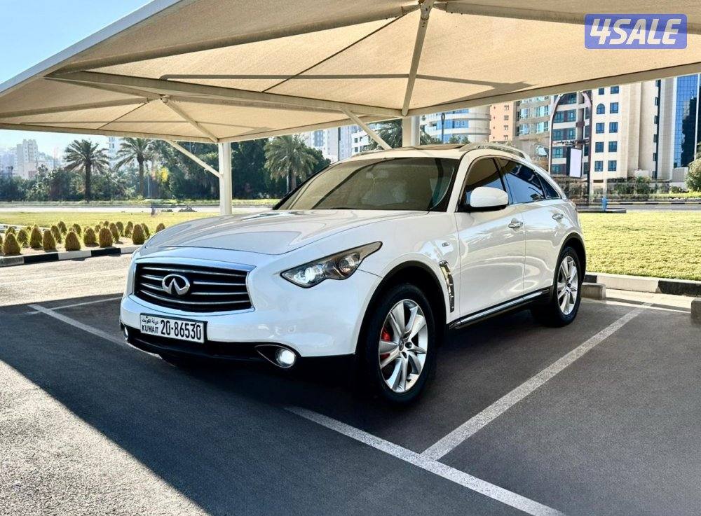 إنفينتي FX37 - الموديل:2013 - العداد:2462