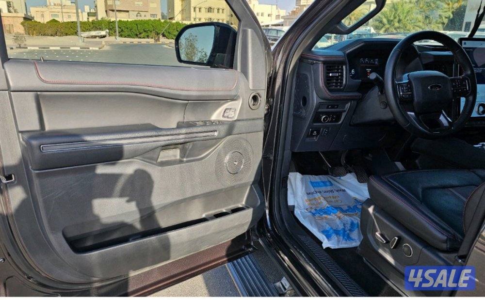 للبيع فورد اكسبيديشن ليميتيد ( ستيلث ) موديل 20238