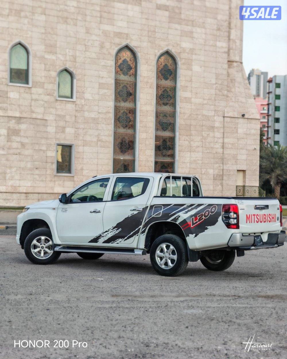 وانيت L200موديل ٢٠٢٠ قير عادي ديزل عداد٩٠الف7