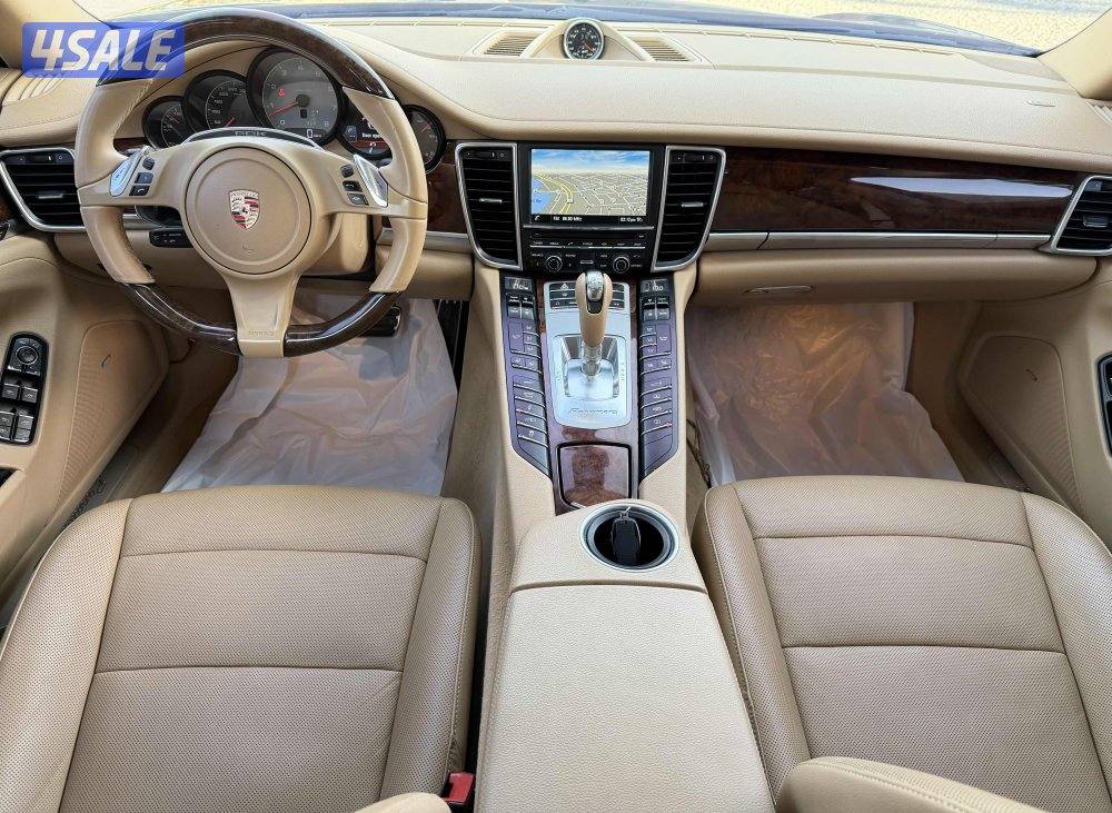 Porsche panamera S 144km model 2013 original paint full option7