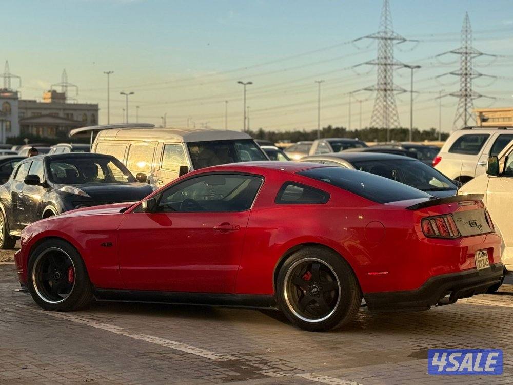 للبيع موستنج 2010 قير عادي بحاله الوكاله2