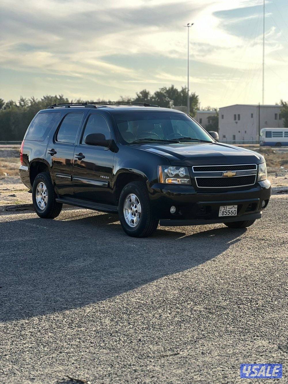 للبيع تاهو نضيفه جداا1