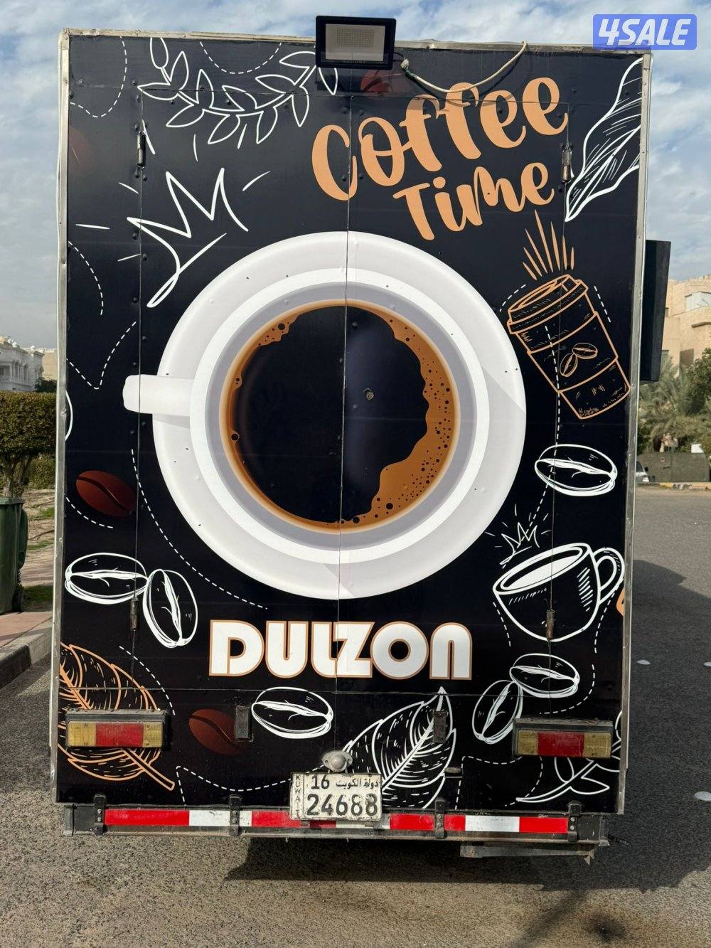 للضمان فود تراك بكامل معداته حديثة0