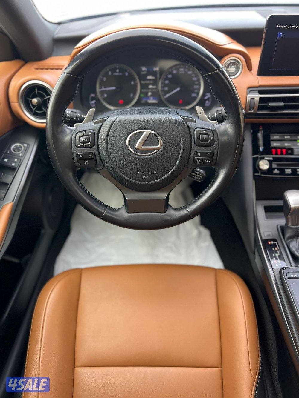 Lexus-IS300 -2021-km=92000 full option company waranty no any accident10