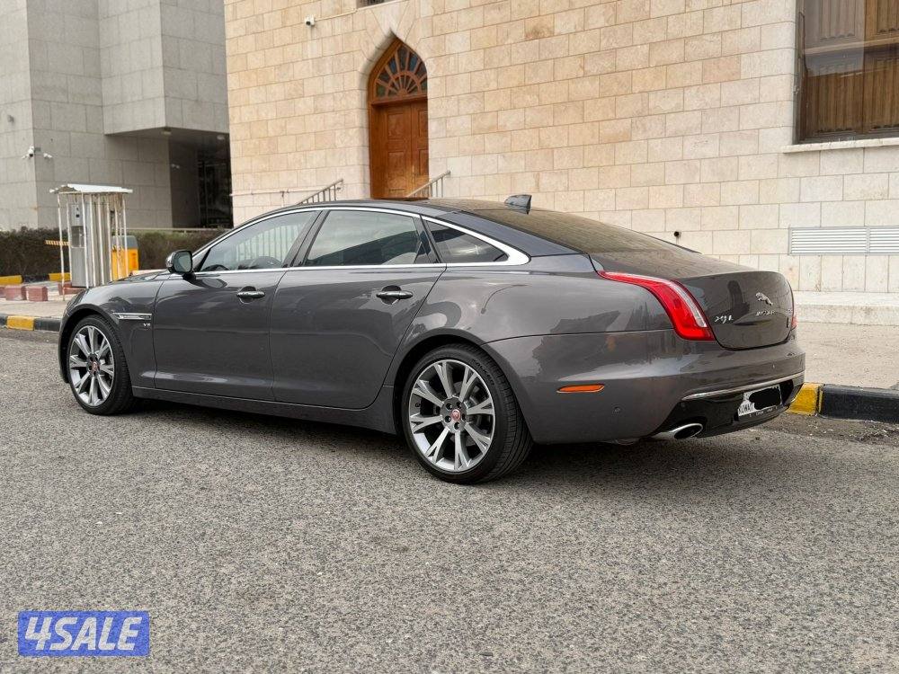 Jaguar  XJL 20162