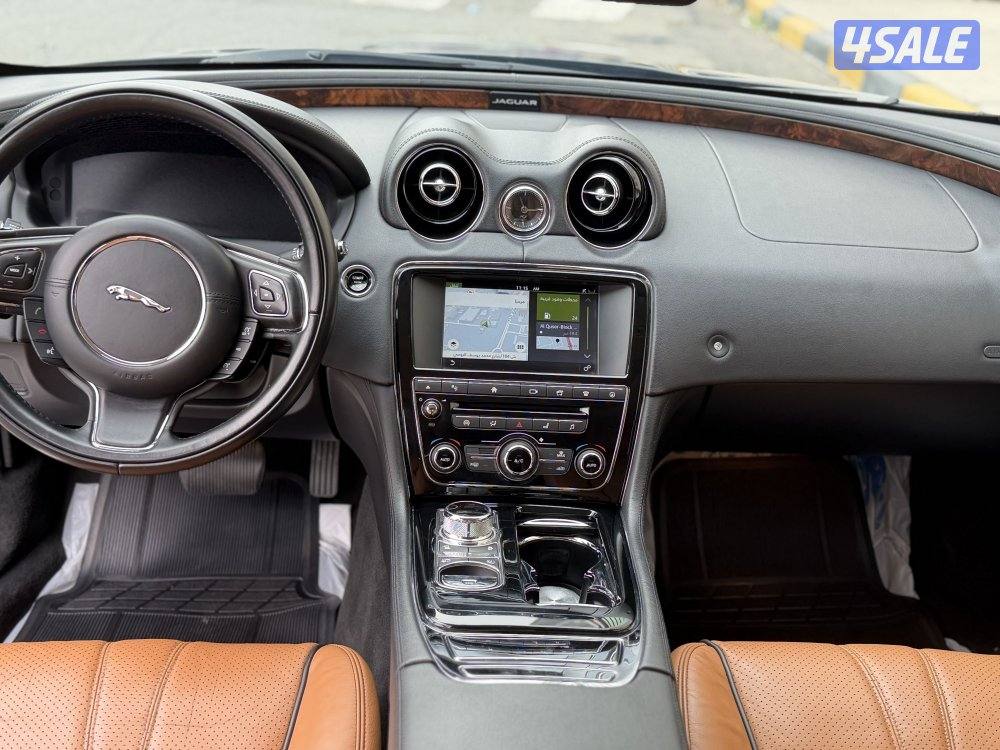 Jaguar  XJL 20166