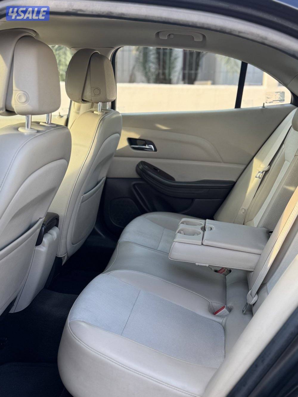 للبيع ماليبو 20134