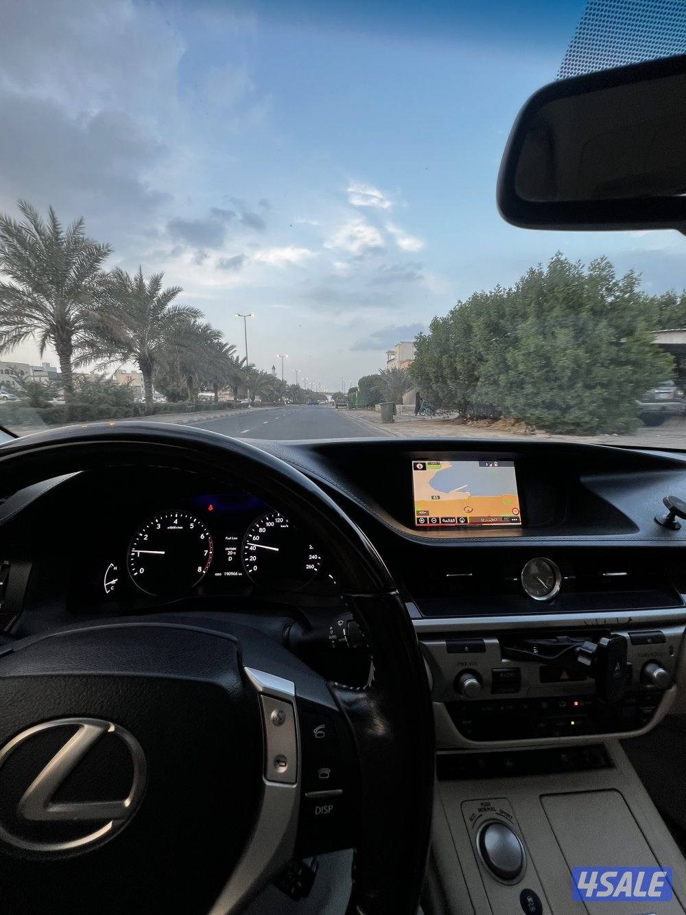 لكزس 350ES بانوراما 20155