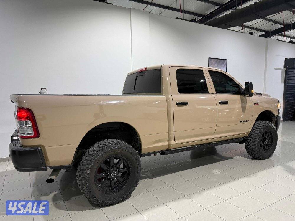 RAM 2500 ST Crew Cab 20212