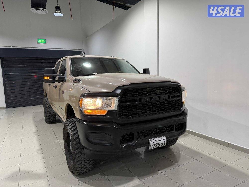 RAM 2500 ST Crew Cab 20213