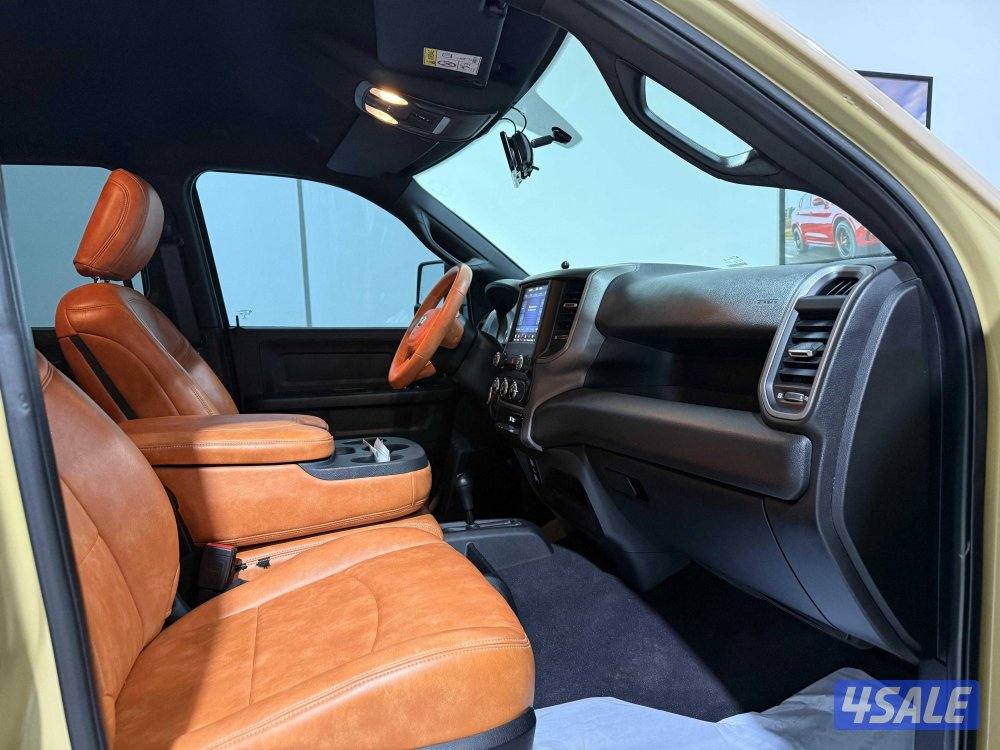 RAM 2500 ST Crew Cab 20216