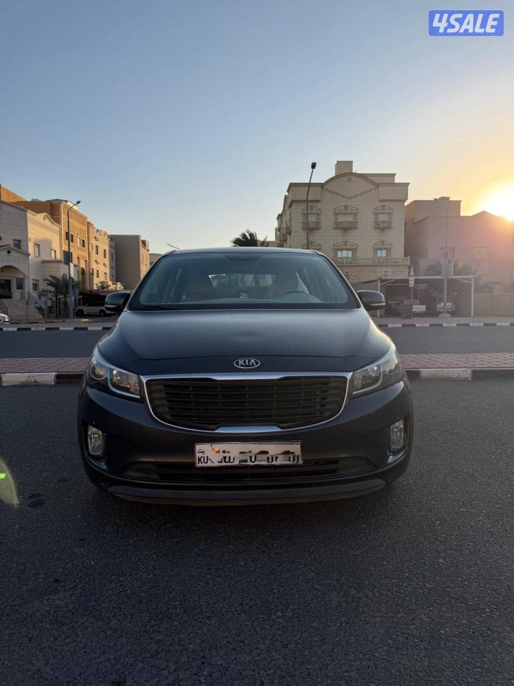 كيا كرنڤال موديل ٢٠١٧3