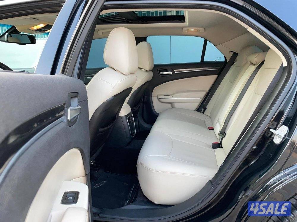 📍كرايزلر C300 بانوراما 2018 ❗️14