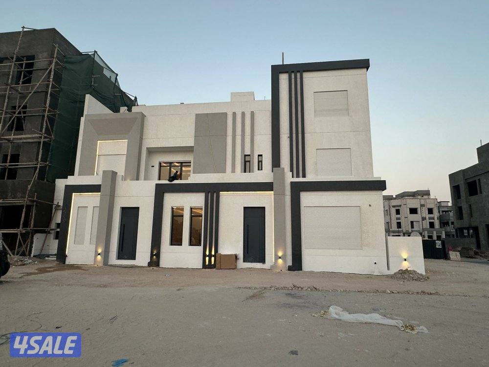 للبيع بيت زاويه ارتداد 9*94