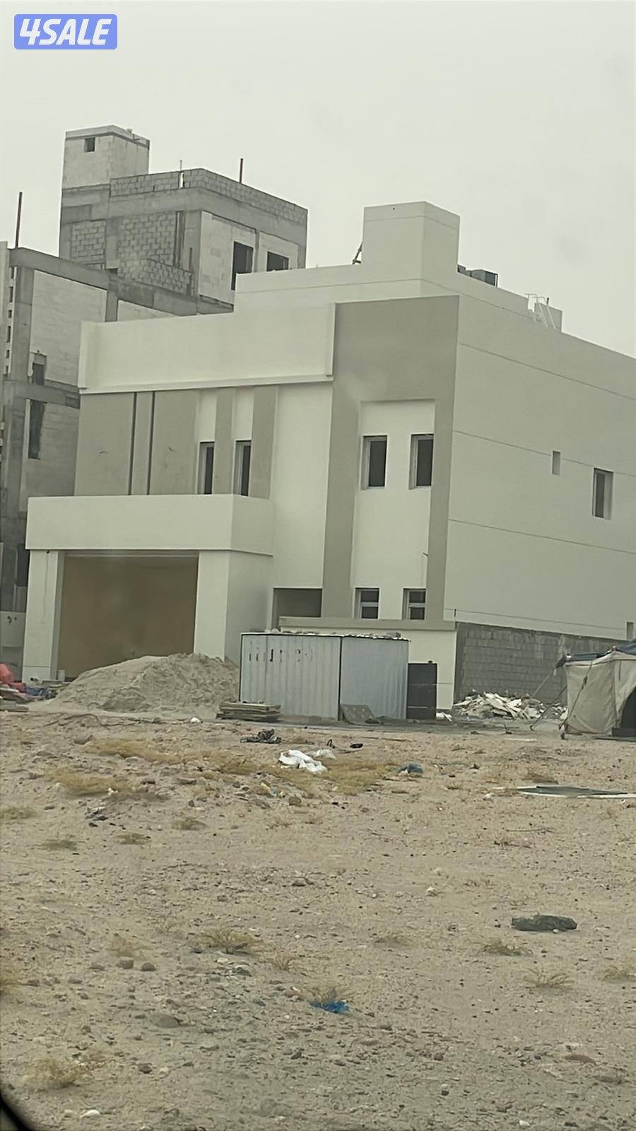 للبيع بيت زاويه ارتداد 9*97