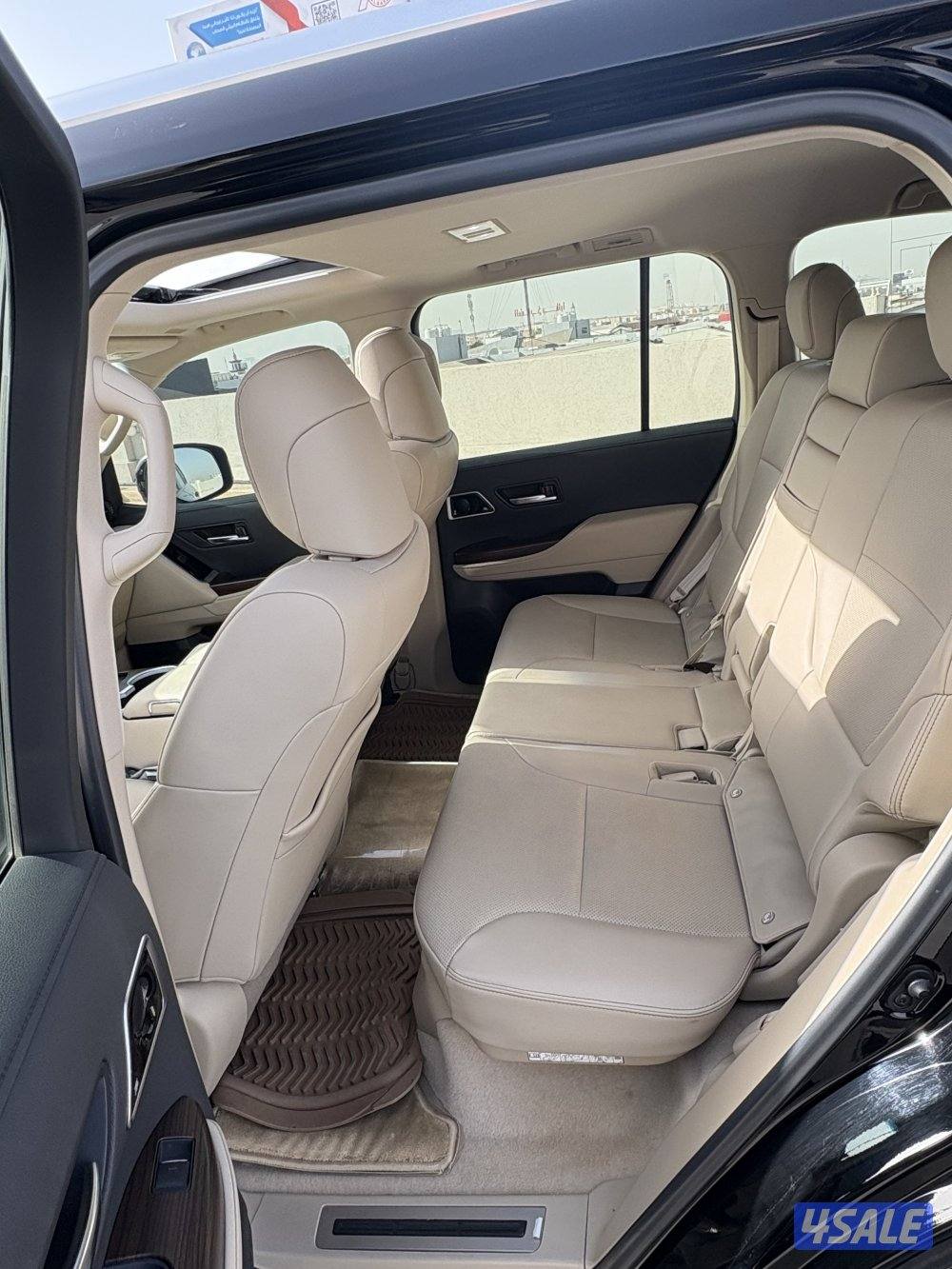 لاند كروزر 2023 GXR – Twin Turbo – Aero S – بحالة الوكالة10