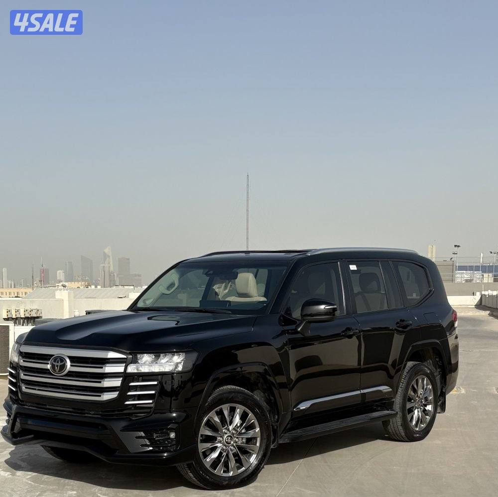 لاند كروزر 2023 GXR – Twin Turbo – Aero S – بحالة الوكالة13